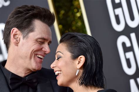 who is jim carrey dating in 2020